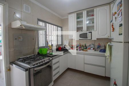 Casa à venda com 205m², 3 quartos e 3 vagas