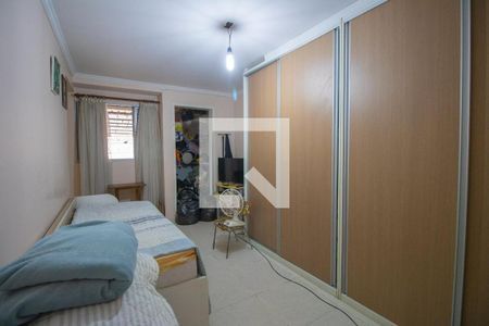 Casa à venda com 205m², 3 quartos e 3 vagas