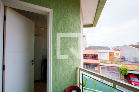 Casa à venda com 180m², 3 quartos e 2 vagas Casa à venda com 180m², 3 quartos e 2 vagasVaranda da área de serviço