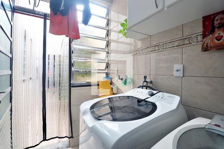 Casa à venda com 166m², 4 quartos e 2 vagasÁrea de Serviço