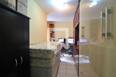 Casa à venda com 166m², 4 quartos e 2 vagasQuarto 4