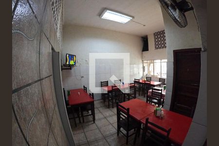 Casa à venda com 240m², 5 quartos e sem vagaRestaurante do Térreo