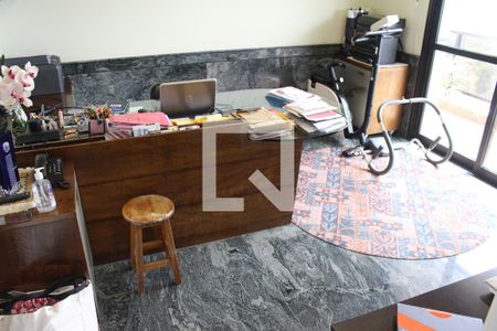 Apartamento à venda com 380m², 4 quartos e 5 vagasEscritório