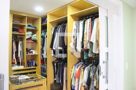 Apartamento à venda com 380m², 4 quartos e 5 vagasCloset da Suíte 4