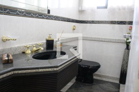 Apartamento à venda com 380m², 4 quartos e 5 vagasLavabo