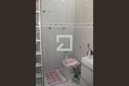 Casa à venda com 200m², 2 quartos e 1 vagaBanheiro Social