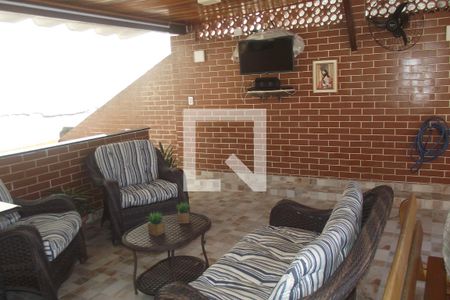 Casa à venda com 200m², 2 quartos e 1 vagaTerraço