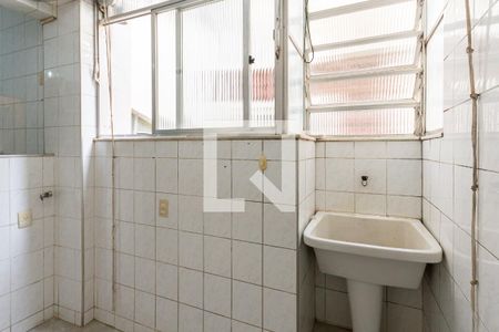 Apartamento à venda com 120m², 2 quartos e 1 vagaÁrea de Serviço