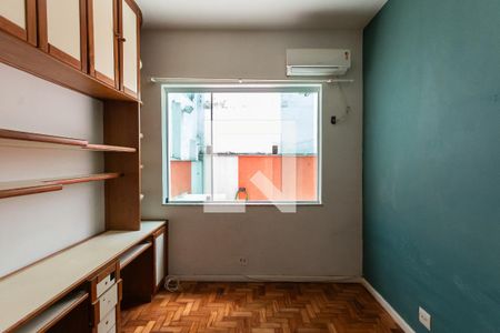 Apartamento à venda com 120m², 2 quartos e 1 vagaQuarto 2
