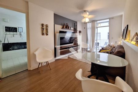 Sala de apartamento para alugar com 3 quartos, 120m² em Santa Rosa, Niterói