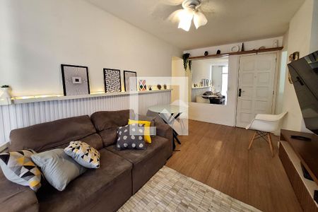 Sala de apartamento para alugar com 3 quartos, 120m² em Santa Rosa, Niterói