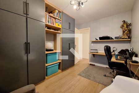 Quarto 1 de apartamento para alugar com 3 quartos, 120m² em Santa Rosa, Niterói