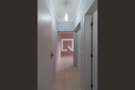 Casa de condomínio para alugar com 194m², 3 quartos e 4 vagas Casa de condomínio para alugar com 194m², 3 quartos e 4 vagasCorredor