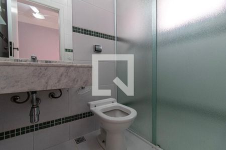 Casa de condomínio para alugar com 194m², 3 quartos e 4 vagas Casa de condomínio para alugar com 194m², 3 quartos e 4 vagasBanheiro