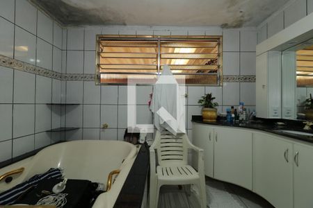 Casa à venda com 400m², 2 quartos e 6 vagasBanheiro da Suite