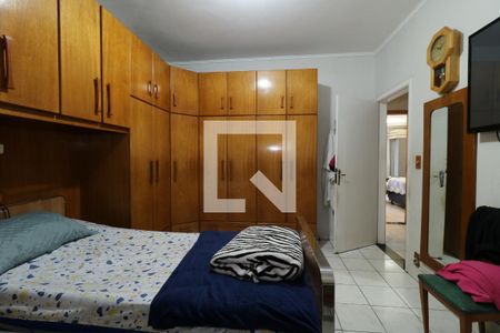 Casa à venda com 400m², 2 quartos e 6 vagasSuite