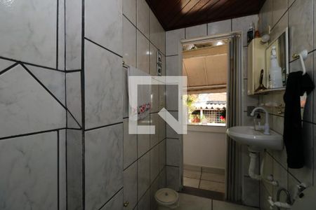 Casa à venda com 400m², 2 quartos e 6 vagasÁrea comum - Banheiro