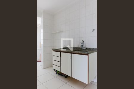 Apartamento para alugar com 70m², 2 quartos e 2 vagas Apartamento para alugar com 70m², 2 quartos e 2 vagasCozinha e Área de Serviço