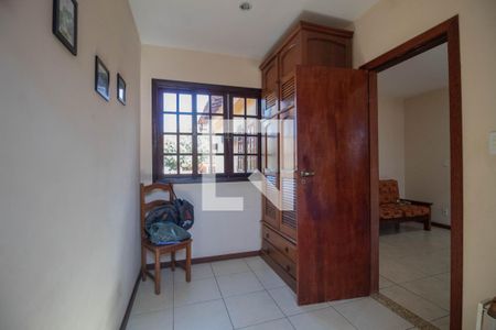 Casa à venda com 450m², 6 quartos e 4 vagas Casa à venda com 450m², 6 quartos e 4 vagasCloset do Quarto 5
