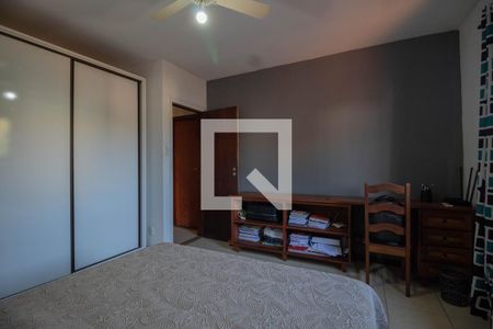 Casa à venda com 450m², 6 quartos e 4 vagas Casa à venda com 450m², 6 quartos e 4 vagasQuarto 2
