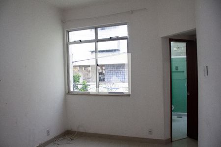 Sala de apartamento à venda com 2 quartos, 45m² em Jardim Guanabara, Rio de Janeiro