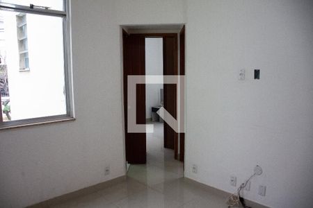 Sala de apartamento à venda com 2 quartos, 45m² em Jardim Guanabara, Rio de Janeiro