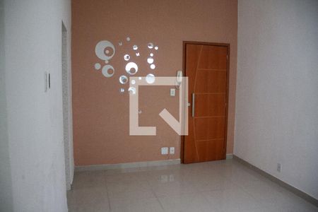 Sala de apartamento à venda com 2 quartos, 45m² em Jardim Guanabara, Rio de Janeiro