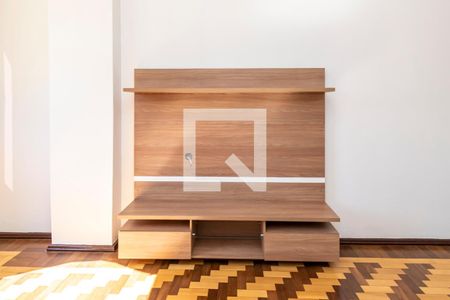 Sala - Rack de apartamento à venda com 2 quartos, 71m² em Bonsucesso, Rio de Janeiro