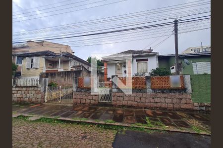 Casa à venda com 90m², 3 quartos e 2 vagasFachada