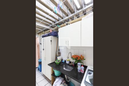 Casa à venda com 142m², 3 quartos e 2 vagasLavanderia