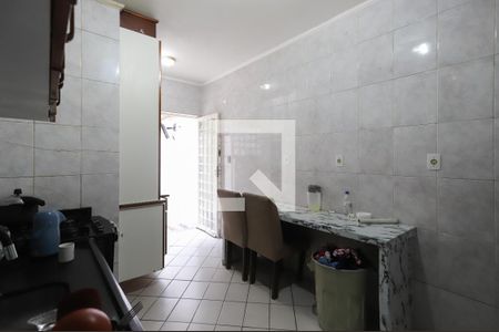 Casa à venda com 142m², 3 quartos e 2 vagasCozinha