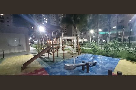 Apartamento à venda com 45m², 2 quartos e 1 vaga Apartamento à venda com 45m², 2 quartos e 1 vagaÁrea comum - Playground