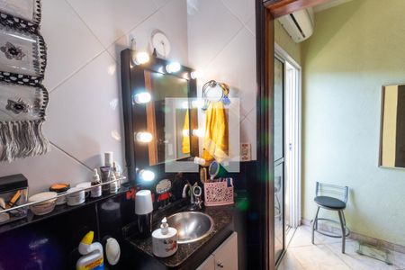 Casa de condomínio à venda com 115m², 2 quartos e 2 vagasBanheiro da Suíte 2