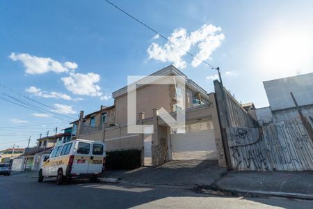 Casa de condomínio à venda com 115m², 2 quartos e 2 vagasFachado do condomínio