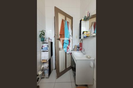 Casa à venda com 140m², 2 quartos e 1 vaga Casa à venda com 140m², 2 quartos e 1 vagaBanheiro