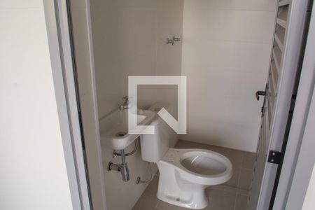 Apartamento à venda com 184m², 3 quartos e 3 vagas Apartamento à venda com 184m², 3 quartos e 3 vagasBanheiro de serviço