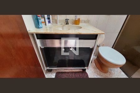 Apartamento à venda com 60m², 2 quartos e 1 vaga Apartamento à venda com 60m², 2 quartos e 1 vagaBanheiro