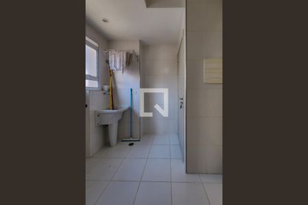 Apartamento à venda com 97m², 3 quartos e 2 vagas Apartamento à venda com 97m², 3 quartos e 2 vagasÁrea de Serviço