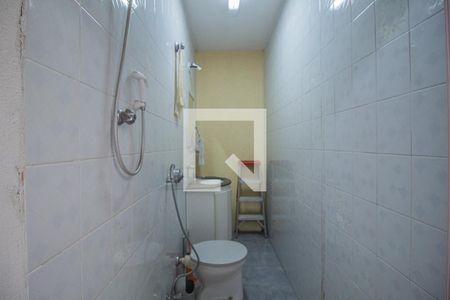 Casa à venda com 300m², 4 quartos e sem vagaBanheiro da Área de Serviço