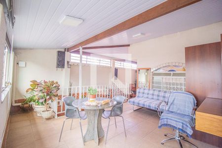 Casa à venda com 300m², 4 quartos e sem vagaVaranda