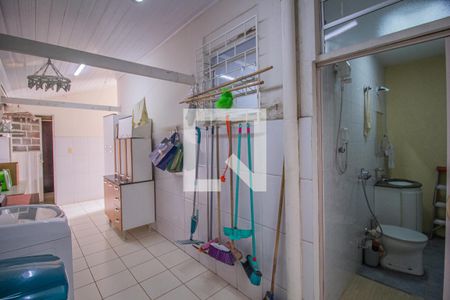 Casa à venda com 300m², 4 quartos e sem vagaÁrea de Serviço