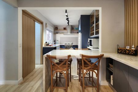 Apartamento à venda com 170m², 3 quartos e 2 vagasCozinha