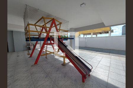 Apartamento à venda com 66m², 2 quartos e 1 vaga Apartamento à venda com 66m², 2 quartos e 1 vagaÁrea comum - Playground