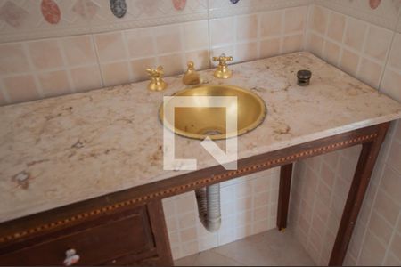 Apartamento à venda com 80m², 3 quartos e 1 vaga Apartamento à venda com 80m², 3 quartos e 1 vagaBanheiro
