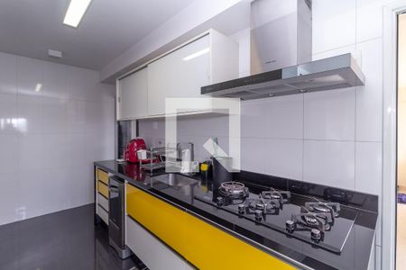 Apartamento à venda com 121m², 3 quartos e 2 vagasCozinha