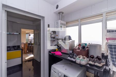 Apartamento à venda com 121m², 3 quartos e 2 vagasÁrea de Serviço