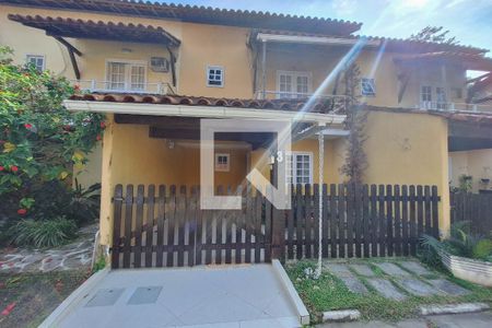 Casa de condomínio à venda com 125m², 2 quartos e 2 vagas Casa de condomínio à venda com 125m², 2 quartos e 2 vagasFachada