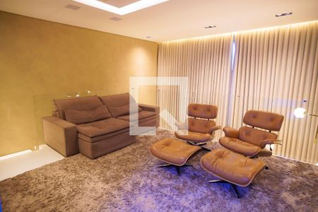 Casa à venda com 267m², 3 quartos e 4 vagas Casa à venda com 267m², 3 quartos e 4 vagasSala 2