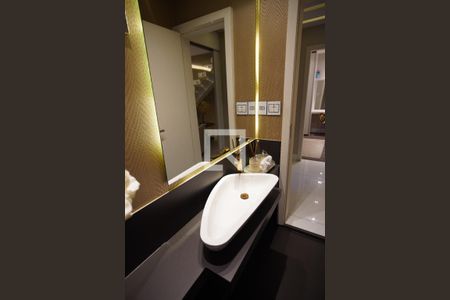 Casa à venda com 267m², 3 quartos e 4 vagas Casa à venda com 267m², 3 quartos e 4 vagasBanheiro Social