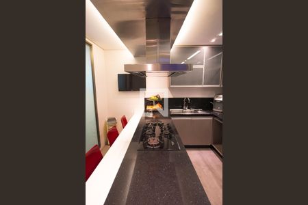 Casa à venda com 267m², 3 quartos e 4 vagas Casa à venda com 267m², 3 quartos e 4 vagasCozinha